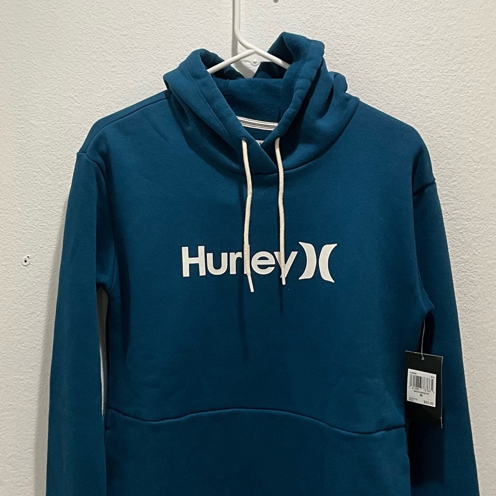 Hurley Fleece (hoodie)
Color: Blue
Size: Medium